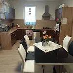 W Kurniku Z Jacuzzy Apartamento Luban (Koscierzyna)